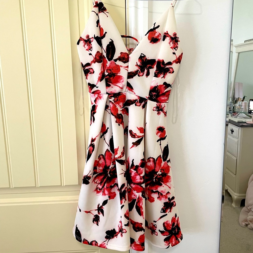Mini flower dress